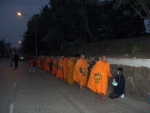 Procession de moines